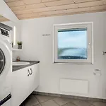 Nimrod - 70m From The Sea By Interhome Дом отдыха Тистед