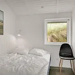 Nimrod - 70m From The Sea By Interhome * Тистед